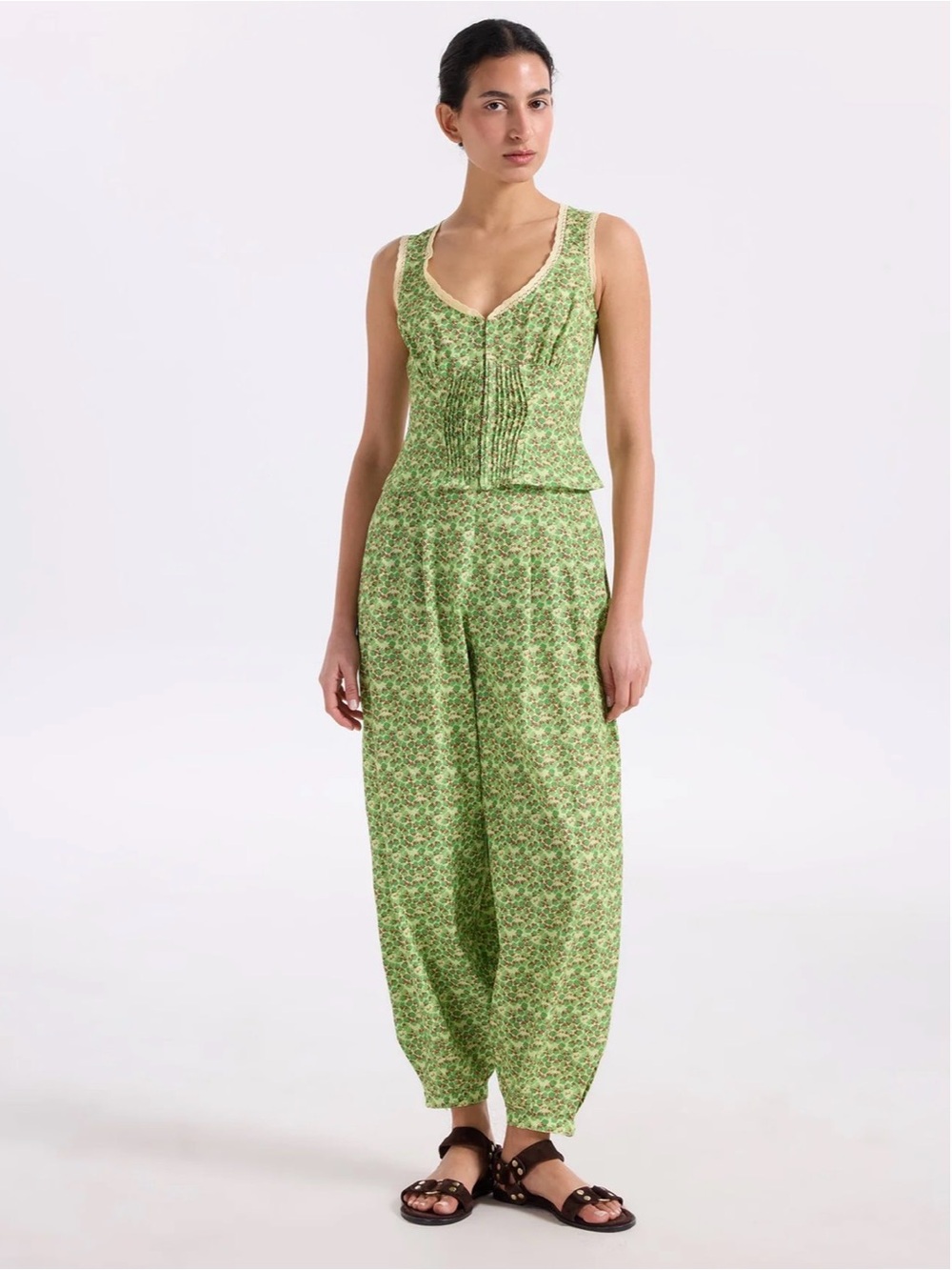 Faraway Spirited Clothing Rayyan Pants Green Floral Sz 42 US 10 Org Cotton NWT